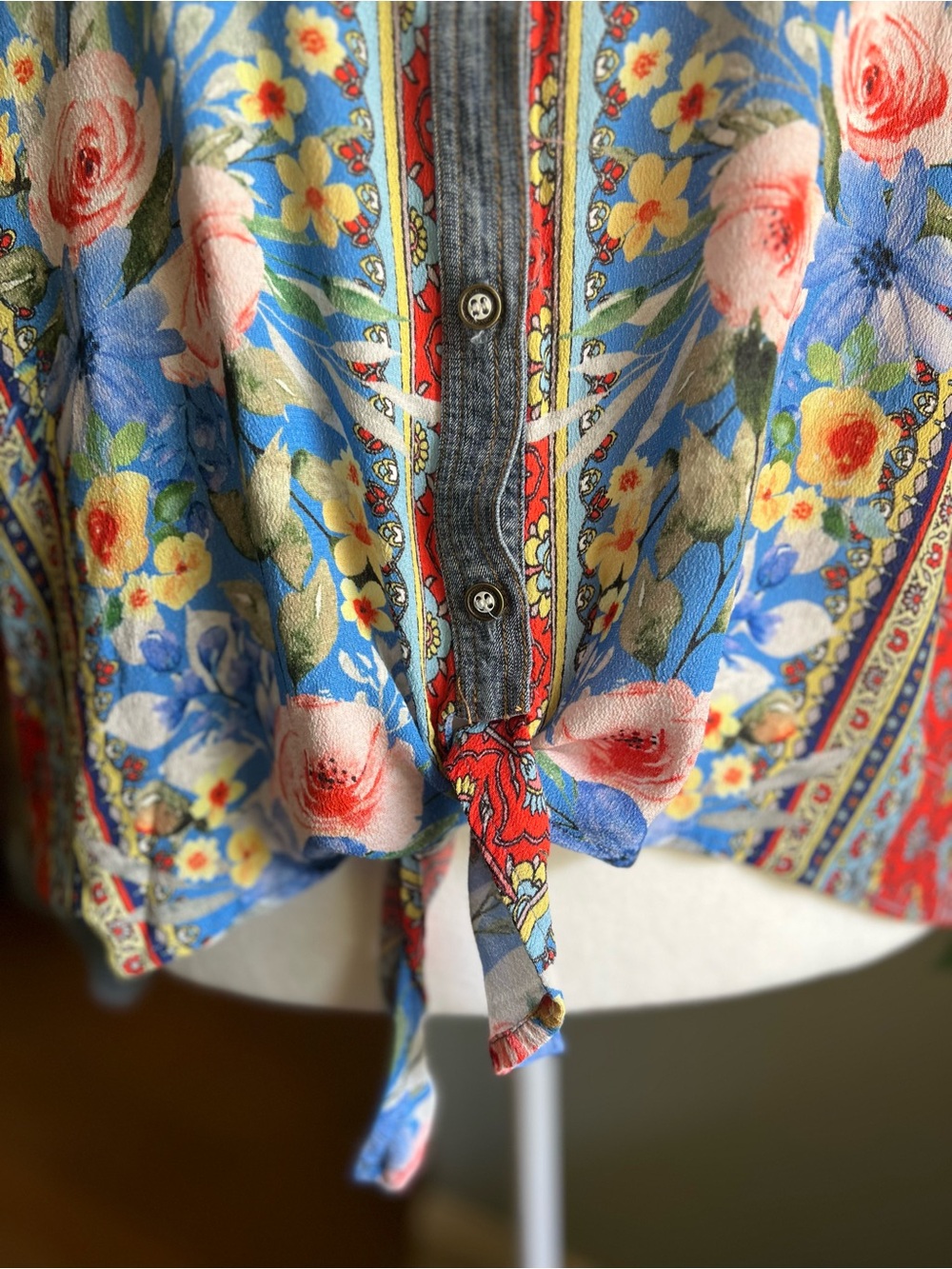 John Mark Floral Button-Front Blouse - Blue, Coral & Pink - Picture 8 of 10